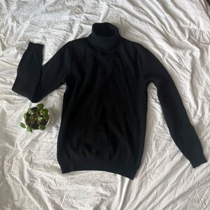 Eddie Bauer Women's Black Knit Turtleneck Sweater, size Small